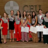 alumnos graduados con diploma CEU - 3817